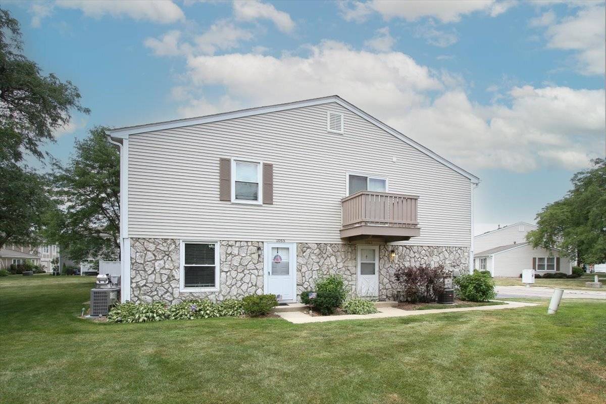 1063 HAMPTON HBR #1063, Schaumburg, IL 60193