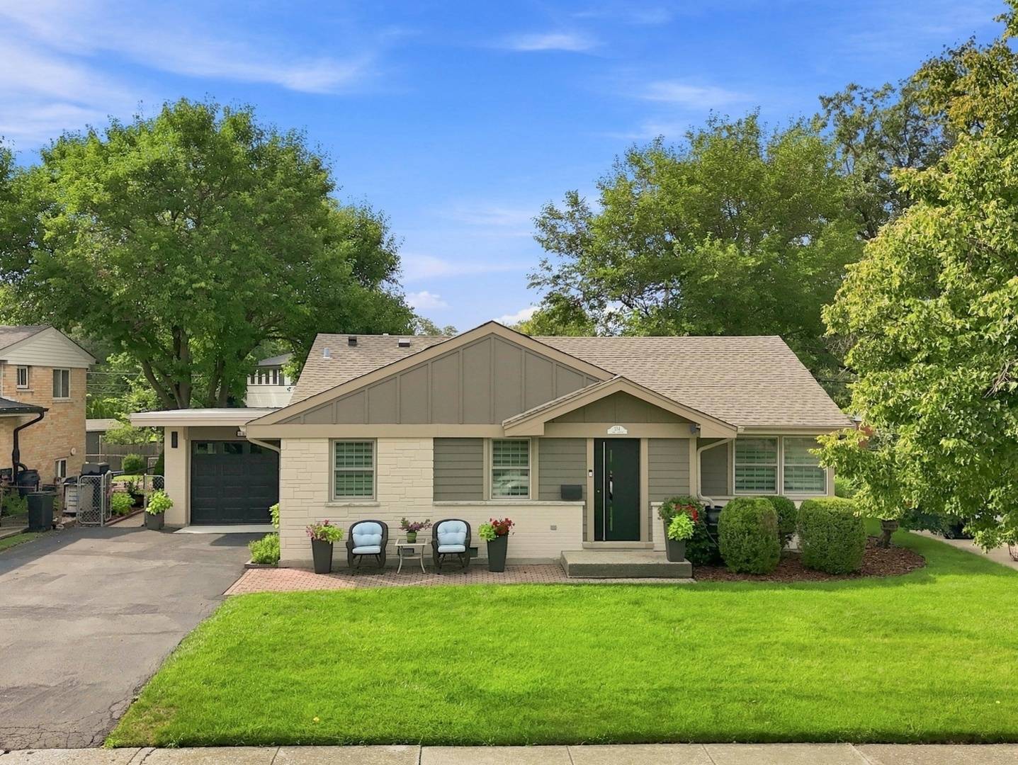 534 E PARK AVE, Elmhurst, IL 60126