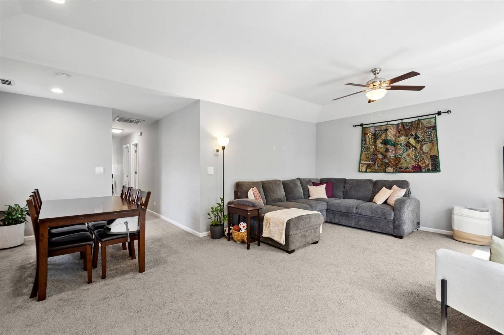 Address not disclosed, Forest Park, IL 60130