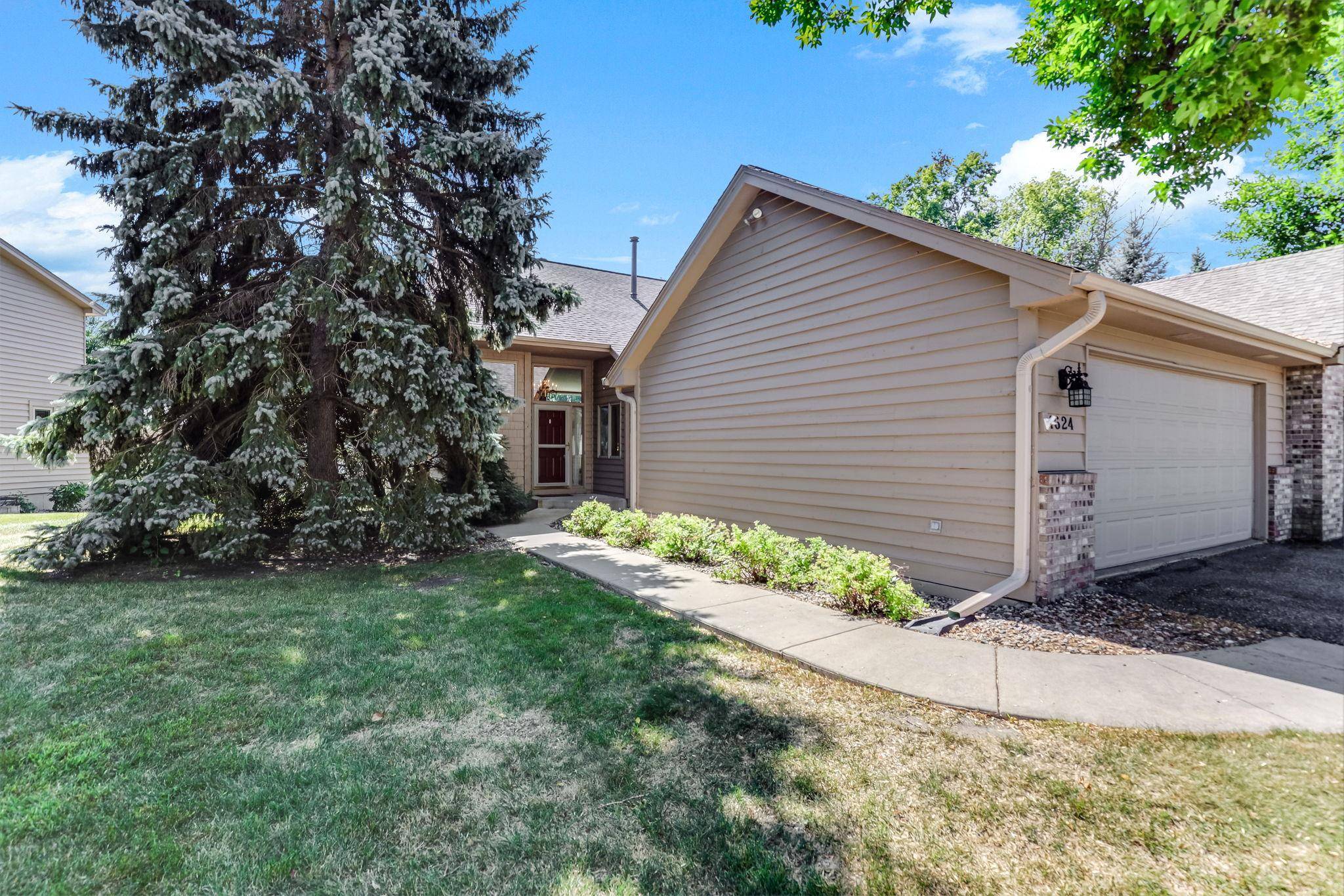 1624 Waterbury, Waconia, MN 55387