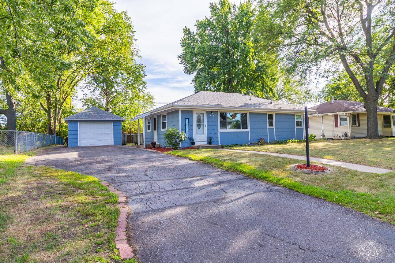 210 67th AVE NE, Fridley, MN 55432