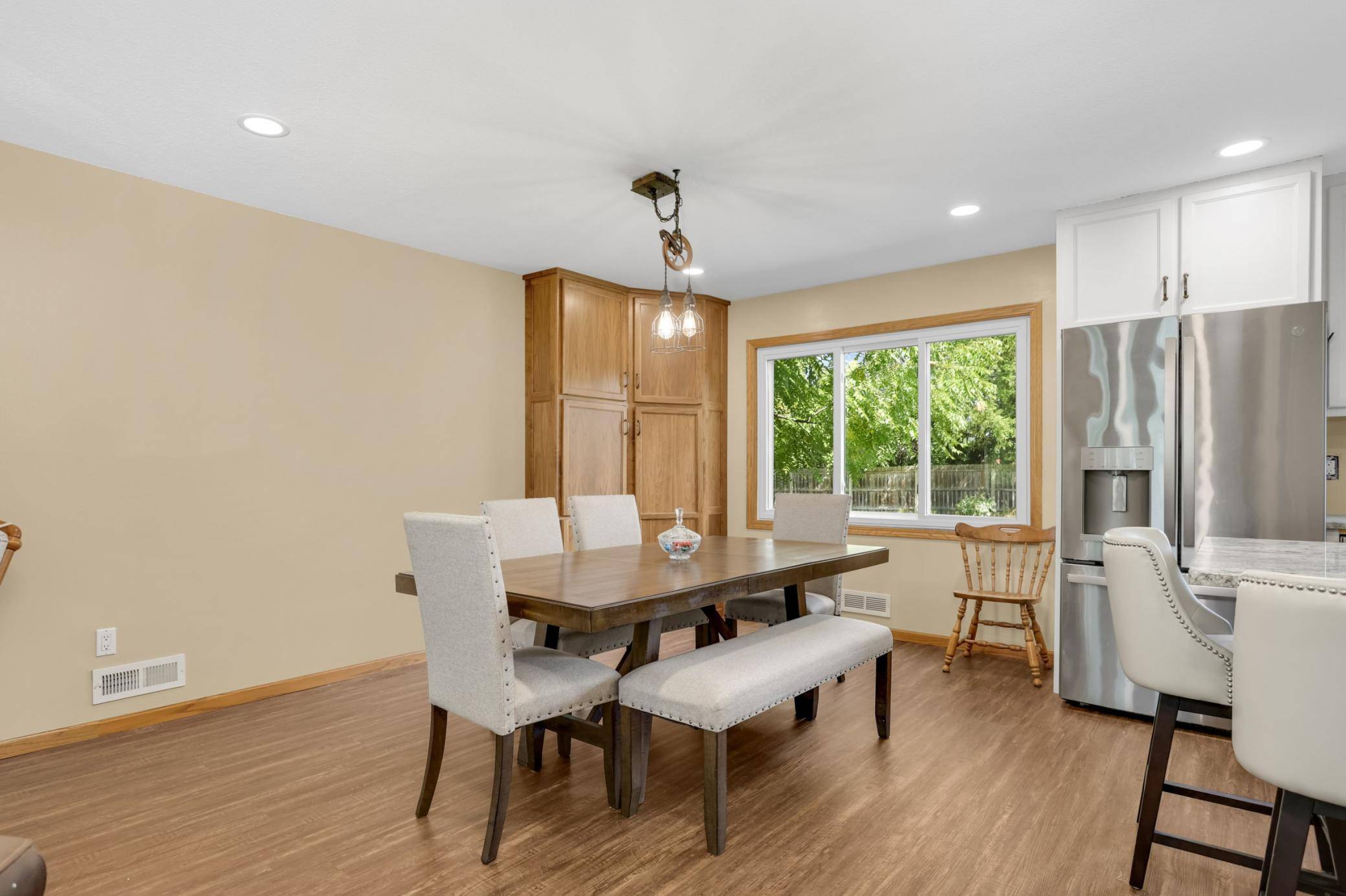 2704 Rolling Oaks RD, Burnsville, MN 55337