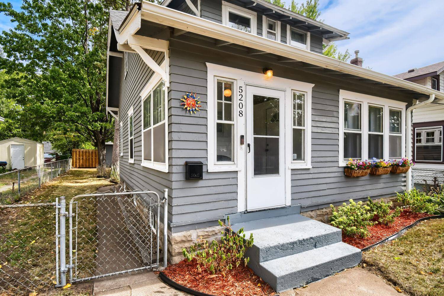 5208 Camden AVE N, Minneapolis, MN 55430