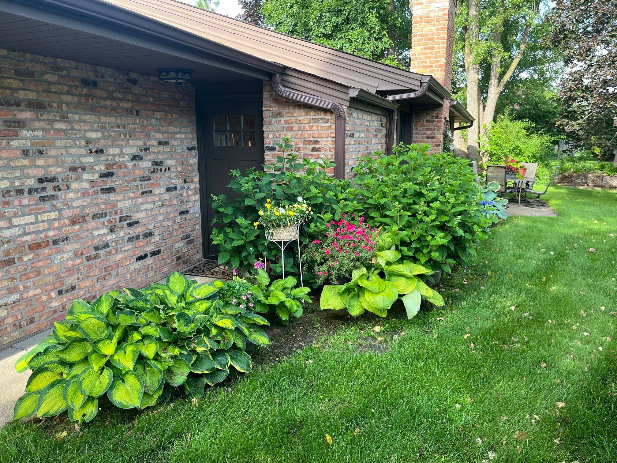 1185 weston, Plymouth, MN 55447