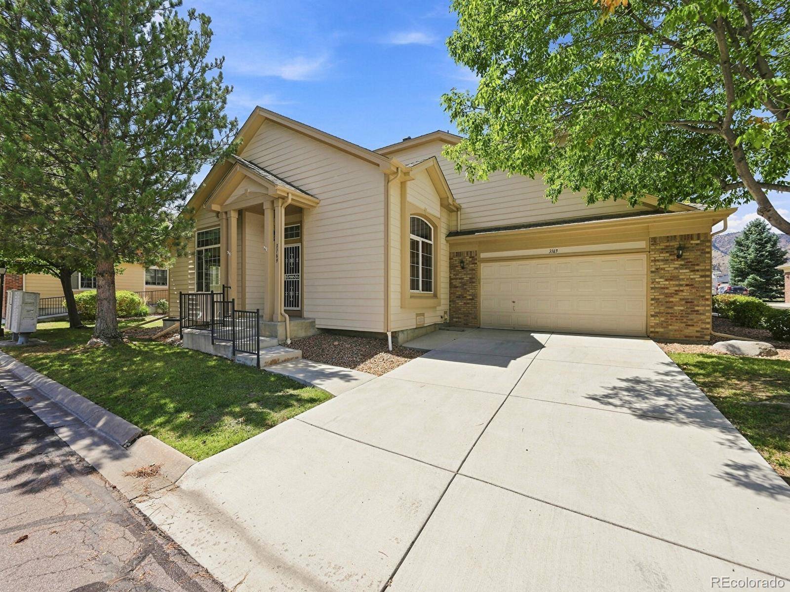 3169 S Indiana ST, Lakewood, CO 80228