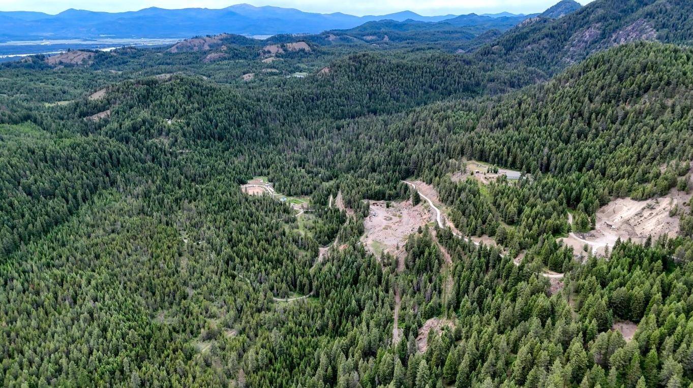 6071 Bead Lake Rd, Newport, WA 99156