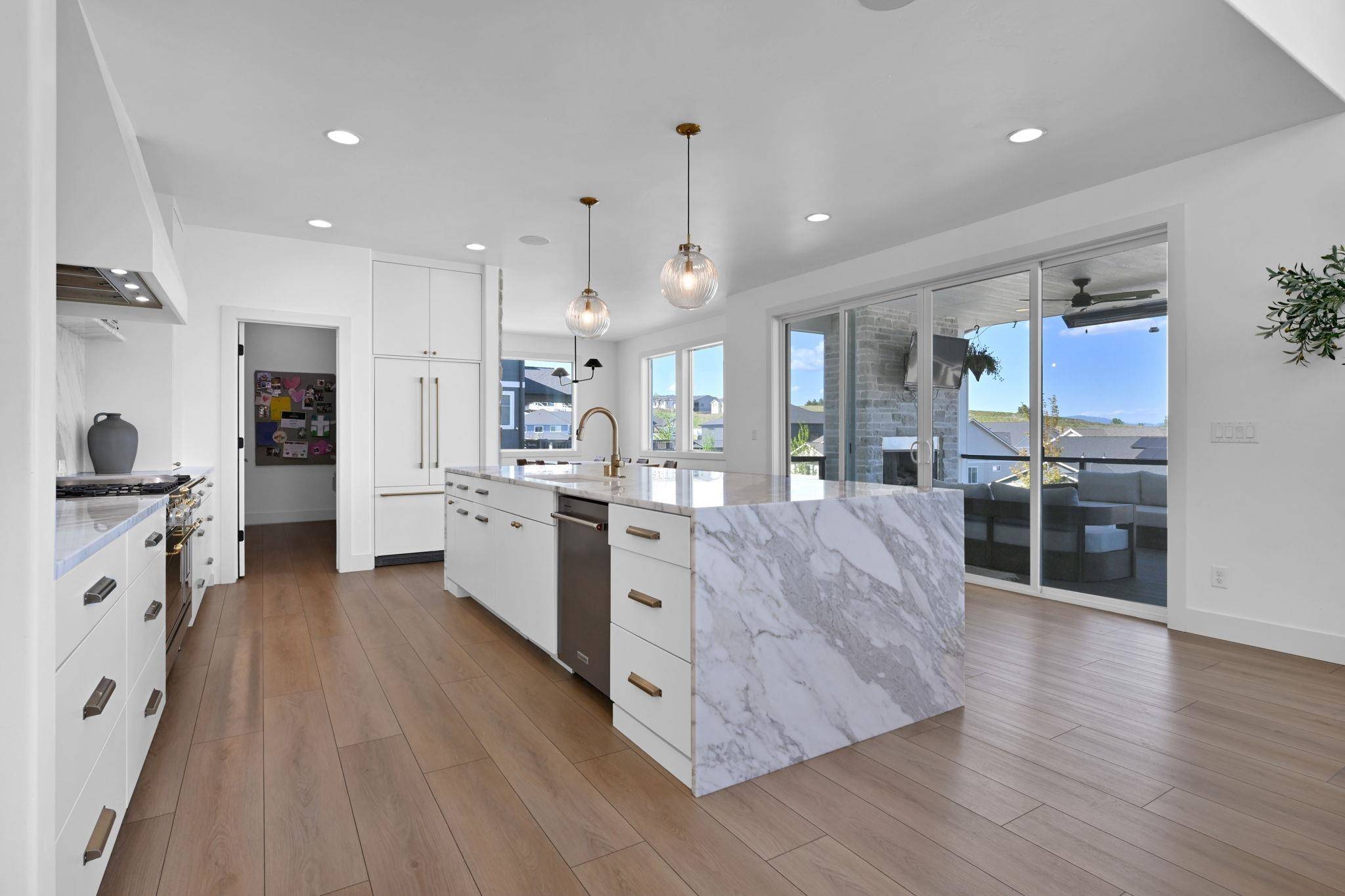 2631 S Fairmont Estates Dr, Greenacres, WA 99016