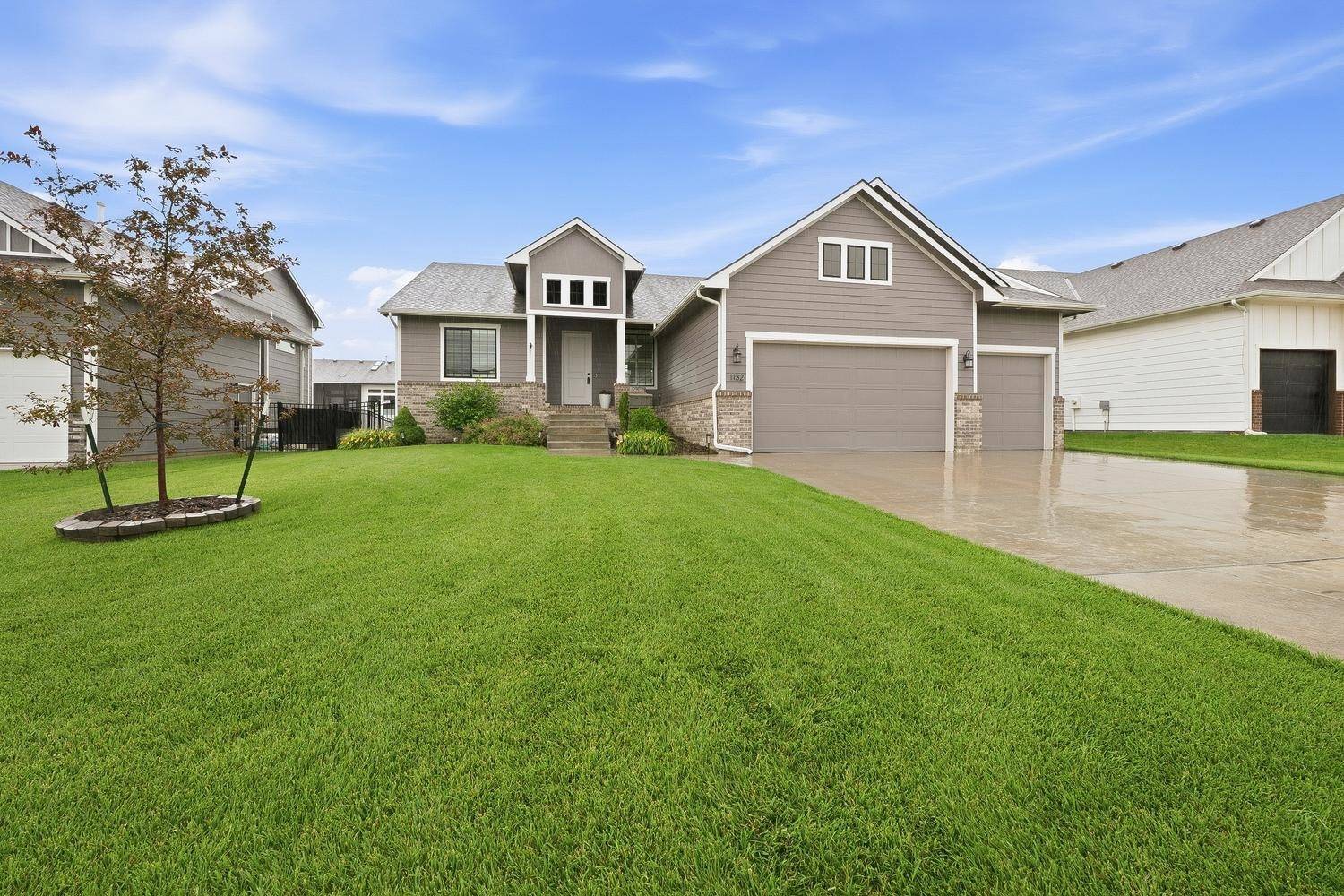 1132 W Ledgestone St, Andover, KS 67002