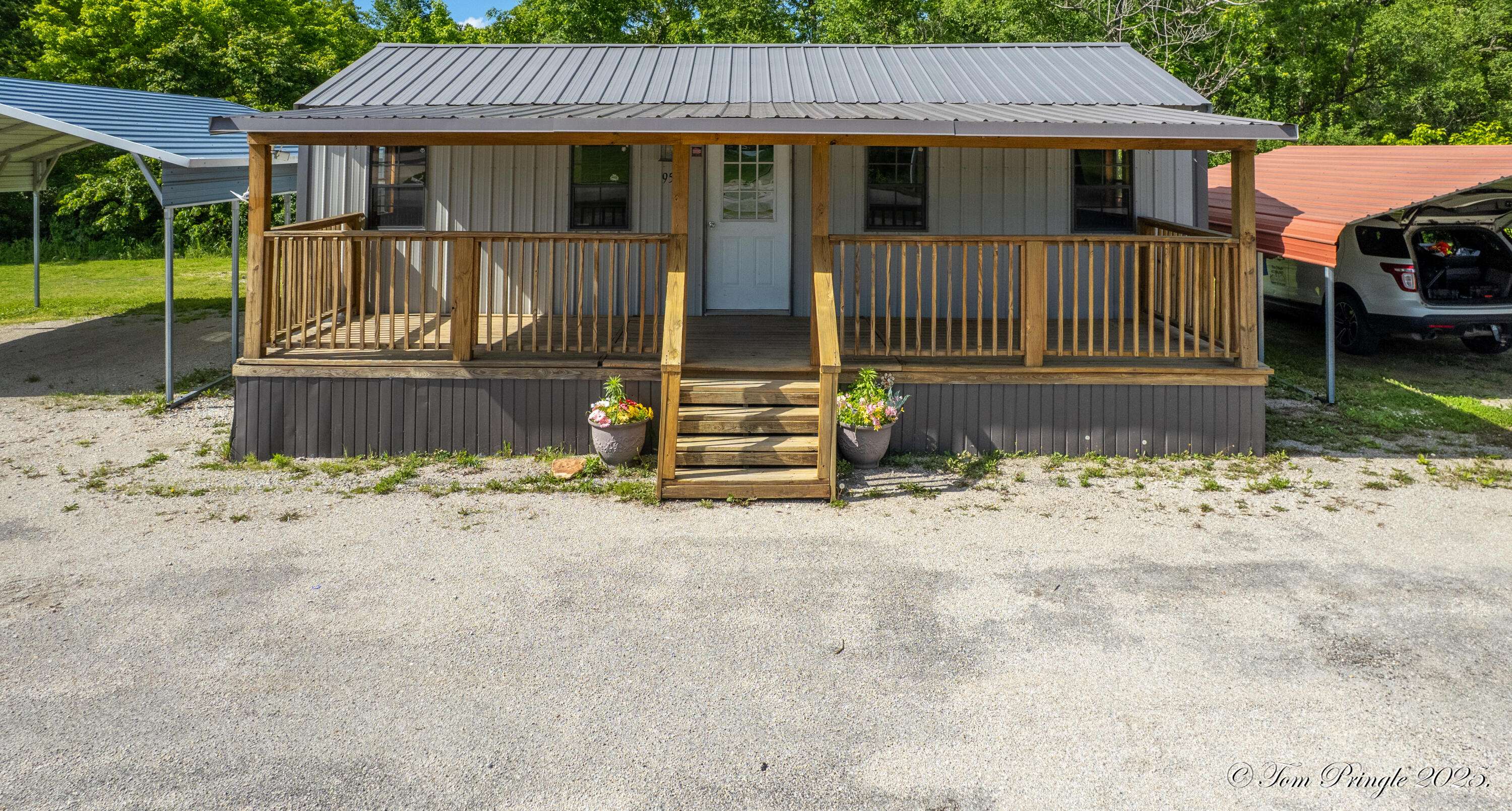 959 Preacher Roe BLVD, West Plains, MO 65775