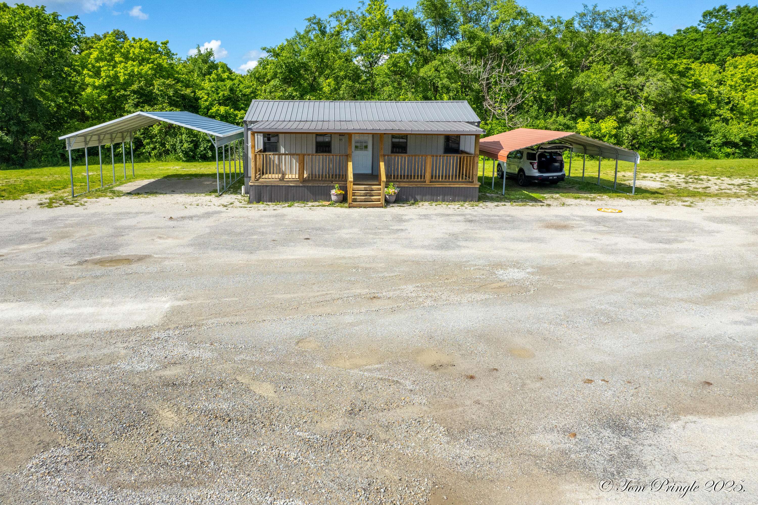 959 Preacher Roe BLVD, West Plains, MO 65775