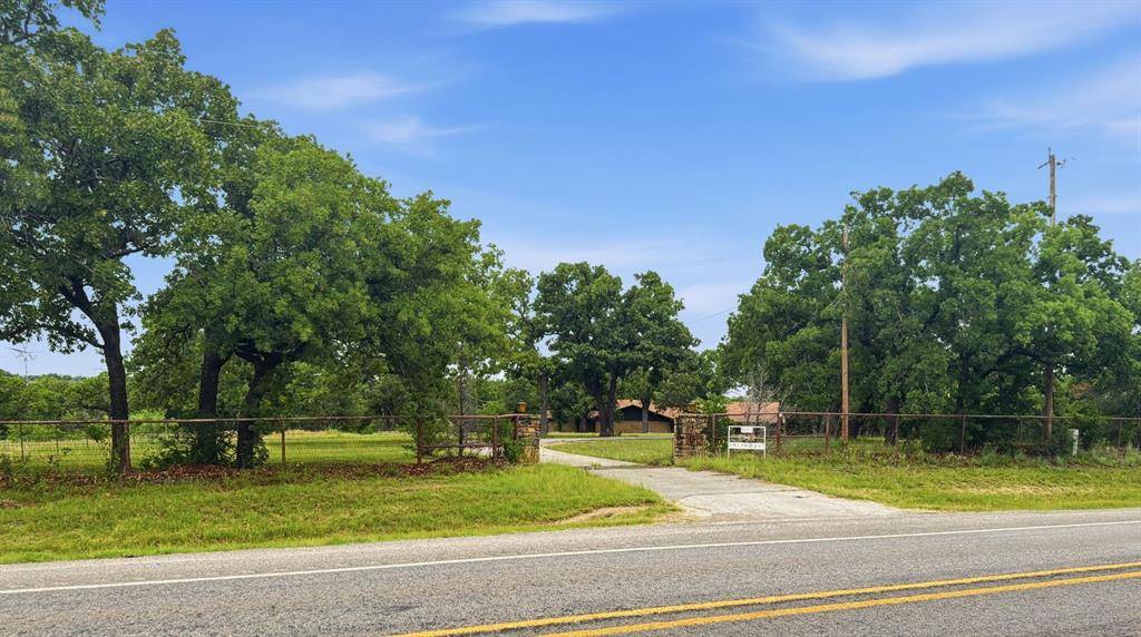 1665 US Highway 380 E, Graham, TX 76450