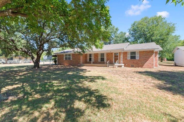 603 E Market Street, Mabank, TX 75147