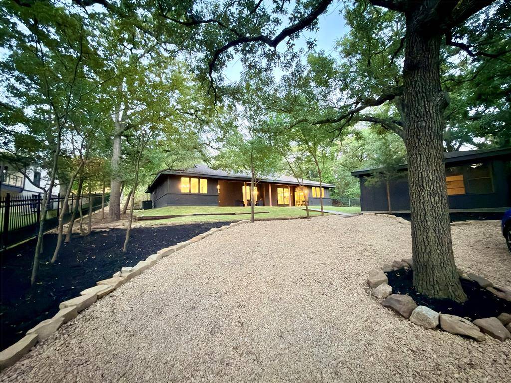 341 Scenic Drive, Highland Village, TX 75077