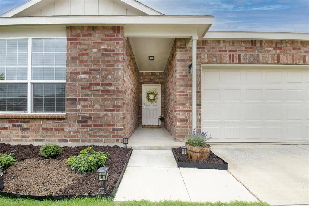 3124 Walker Creek Drive, Little Elm, TX 75068