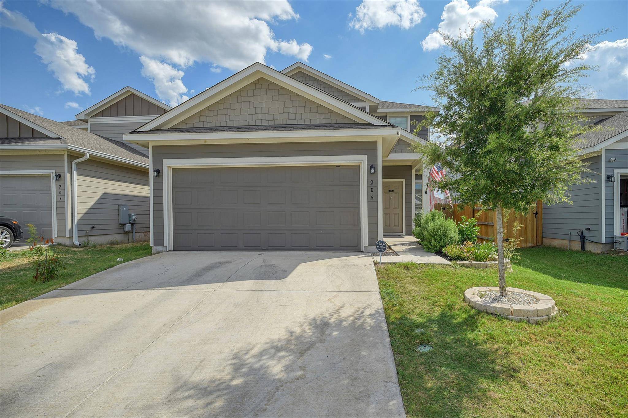 205 Driftwood LN, Bastrop, TX 78602