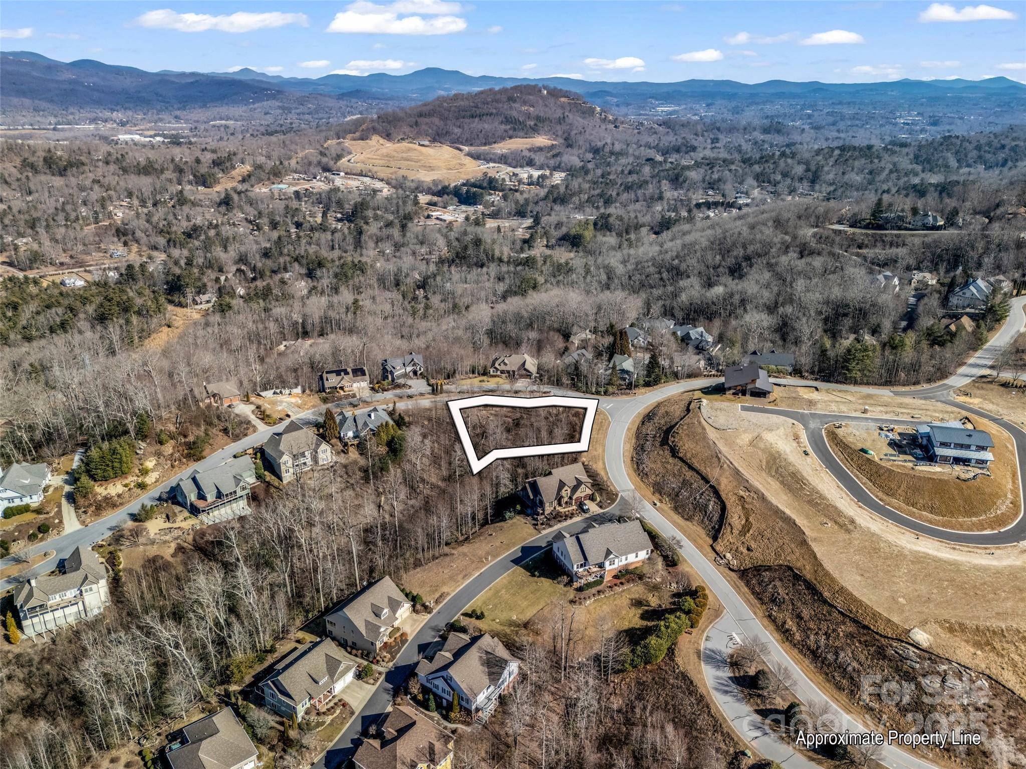 1509 Summit Hill RD, Hendersonville, NC 28791