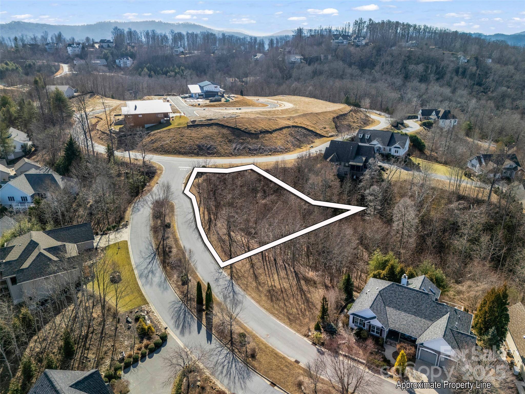 1509 Summit Hill RD, Hendersonville, NC 28791