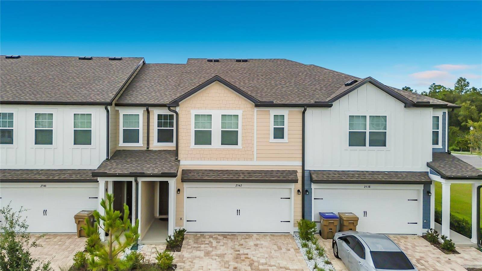 2542 GREY HAWK DR, Kissimmee, FL 34746