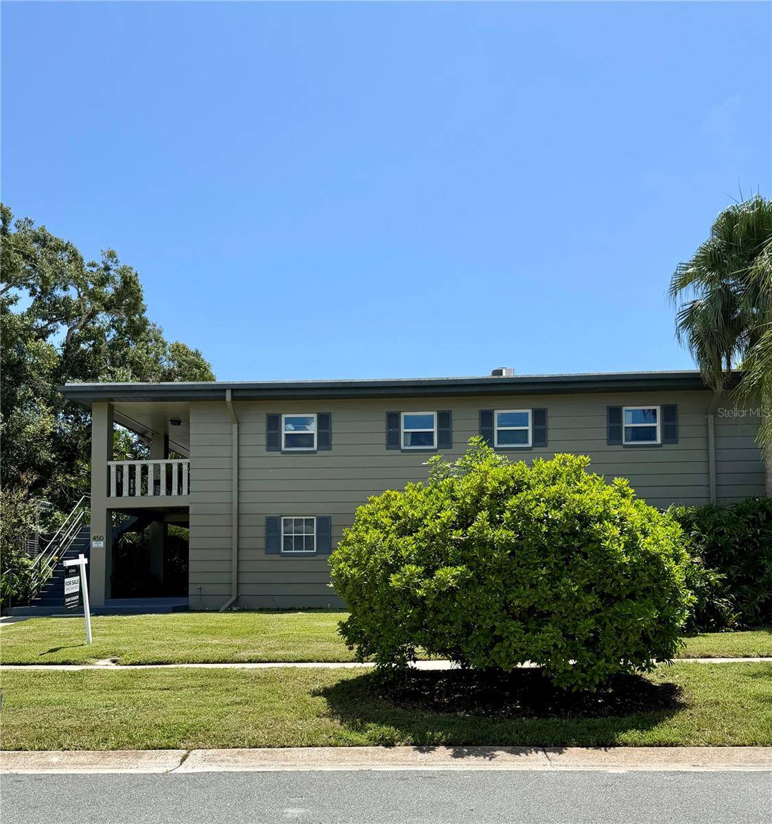 450 32ND AVE N #107W, St Petersburg, FL 33704