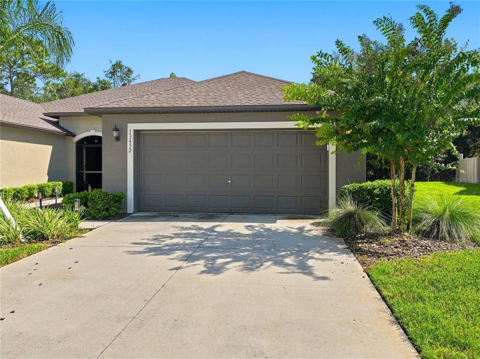 13432 CREST LAKE DR, Hudson, FL 34669