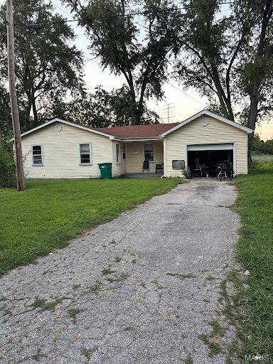 17 Denovion CT, Cahokia, IL 62206