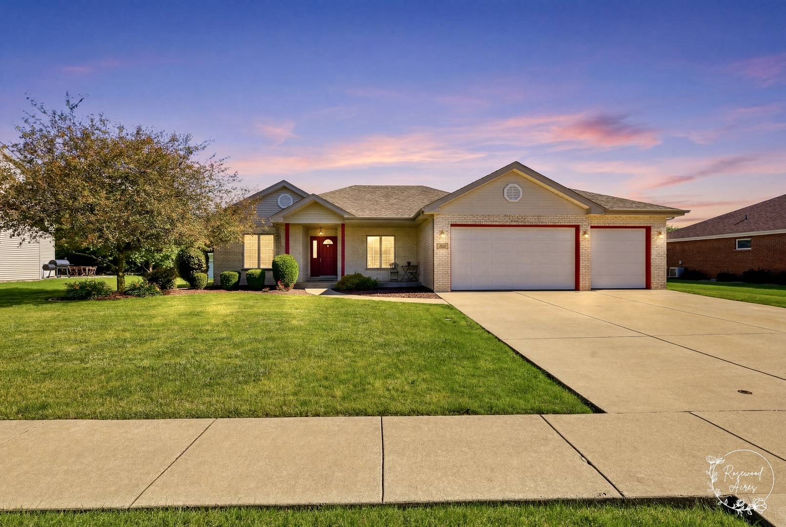 613 The Hague RD, Peotone, IL 60468