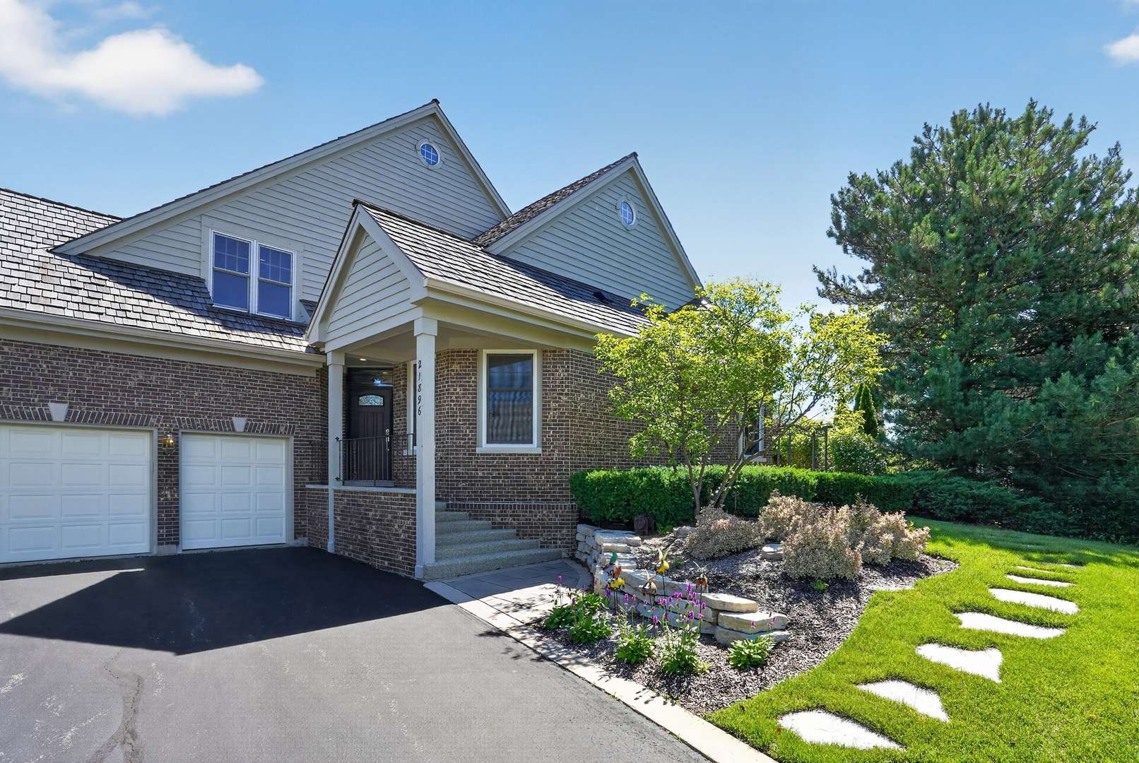 21896 W Vernon Ridge DR, Ivanhoe, IL 60060