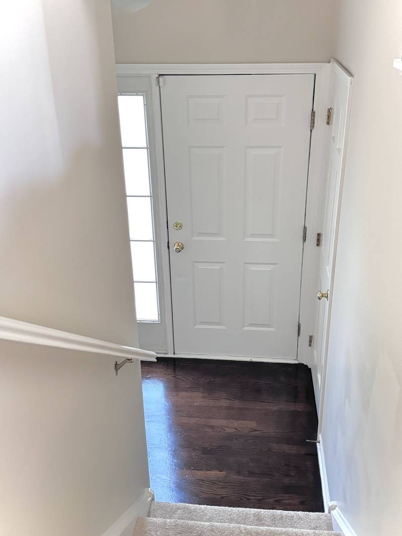 2424 Courtyard CIR #5, Aurora, IL 60506