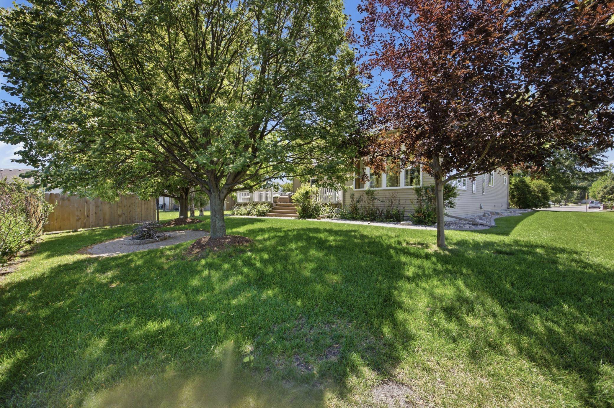 868 32nd ST S, Moorhead, MN 56560