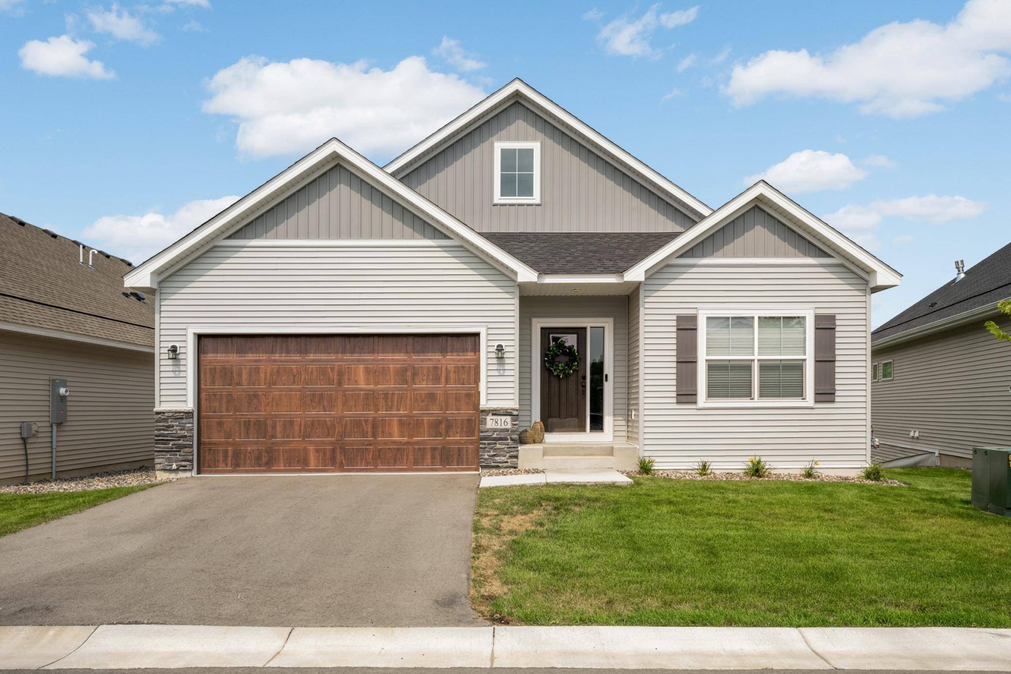7816 Bridgewater CT, Greenfield, MN 55373