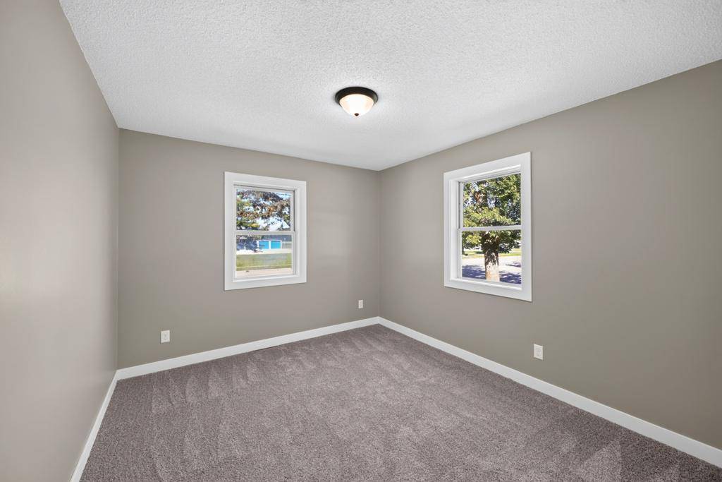 610 Jefferson AVE SW, Eyota, MN 55934