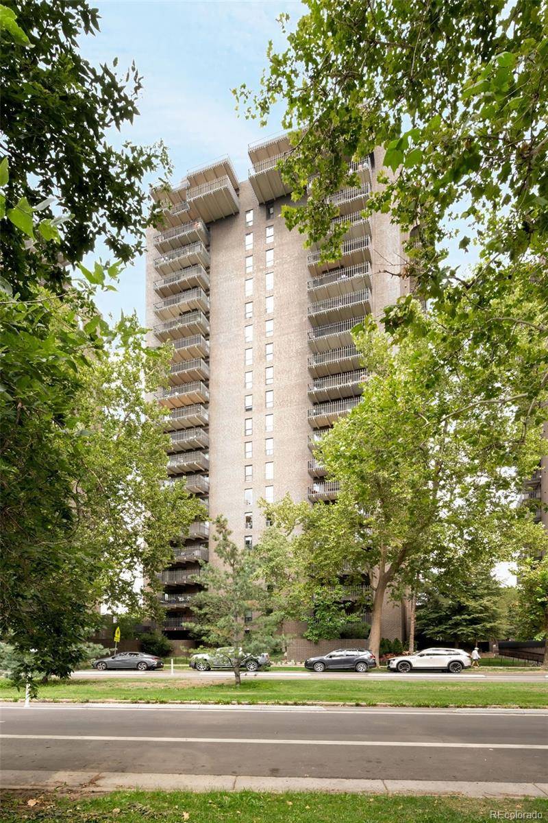 460 S Marion Pkwy #1052, Denver, CO 80209
