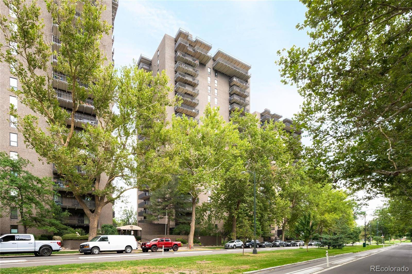 460 S Marion Pkwy #1052, Denver, CO 80209