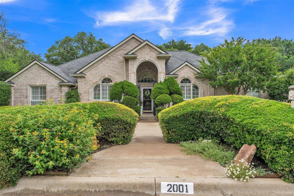 2001 Country Brook Drive, Weatherford, TX 76087