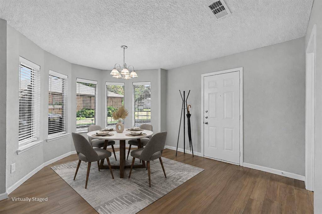 826 Glacier Lane, Grapevine, TX 76051