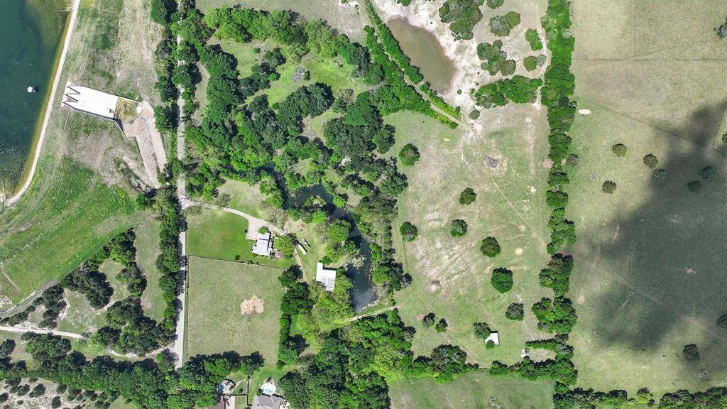 3231 Plainview Road, Midlothian, TX 76065
