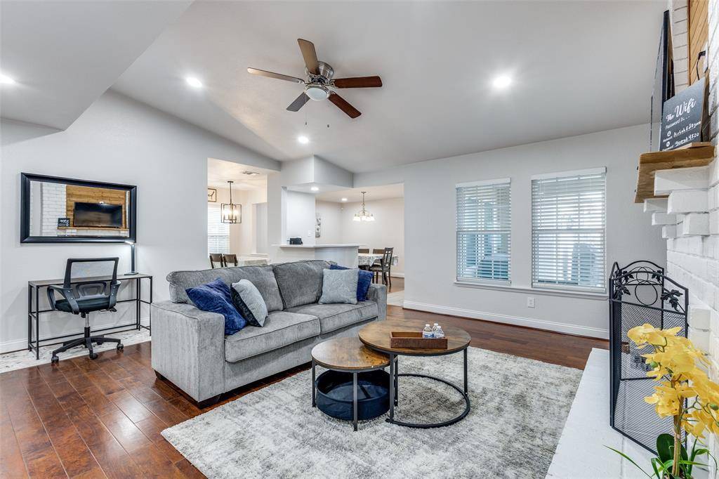 4520 Inman Drive, The Colony, TX 75056
