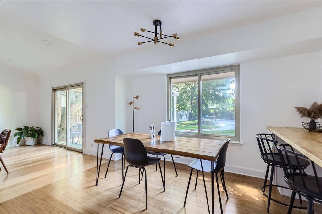 9513 Braeburn GLN, Austin, TX 78729