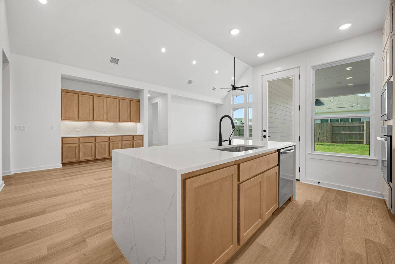 9505 Golden Lion DR, Austin, TX 78744
