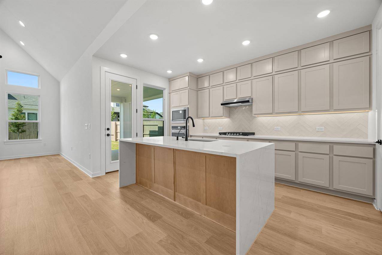9505 Golden Lion DR, Austin, TX 78744