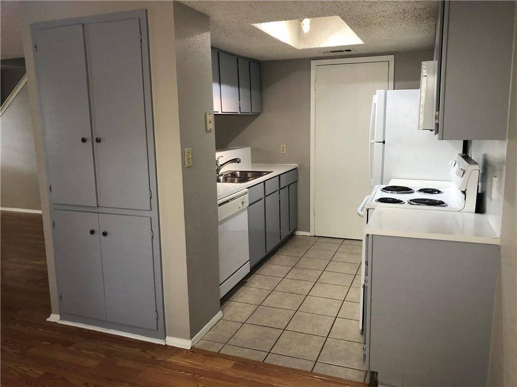 1507 Camp Craft RD #C, Austin, TX 78746