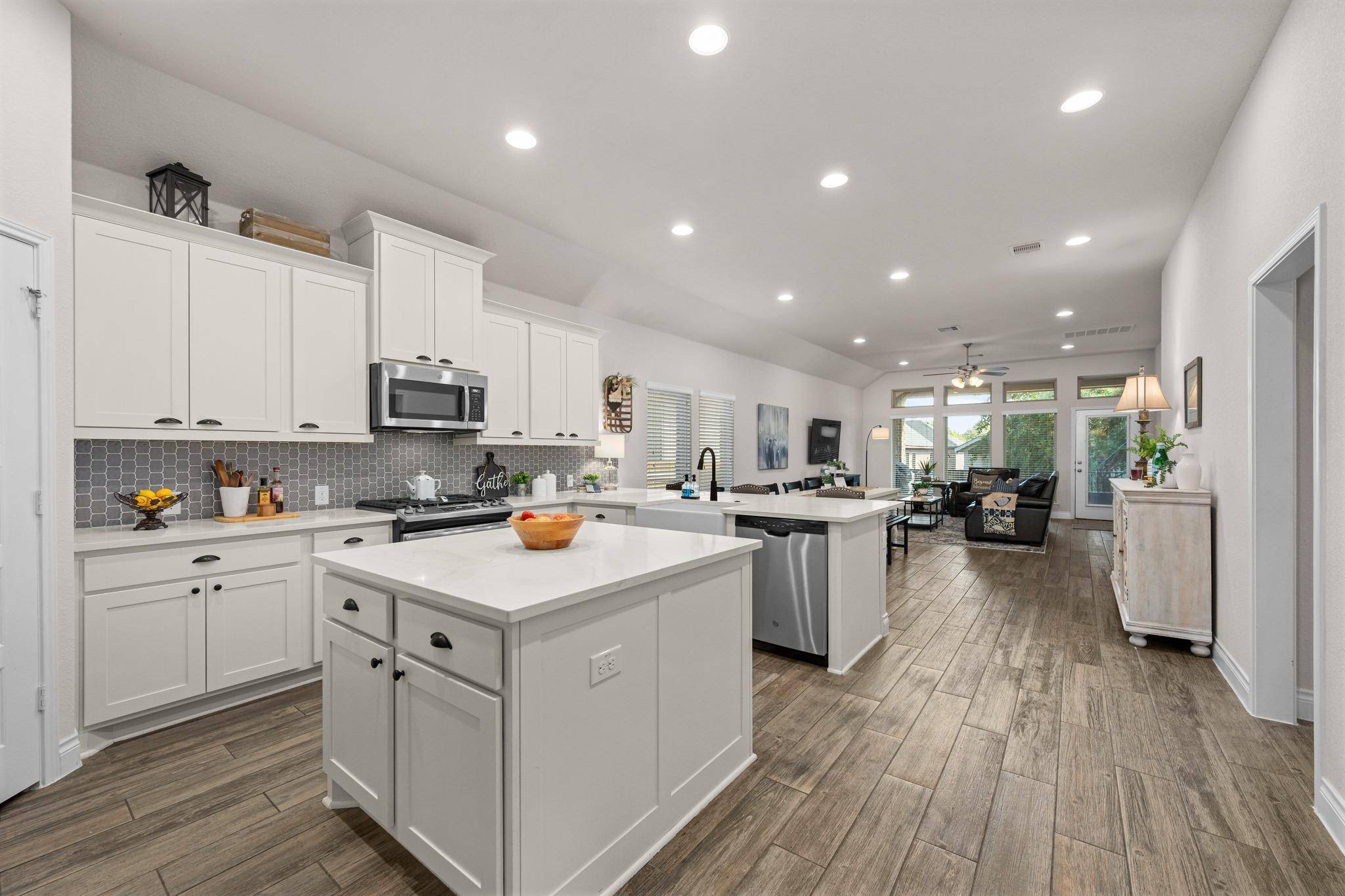 2404 Brook Crest WAY, Leander, TX 78641