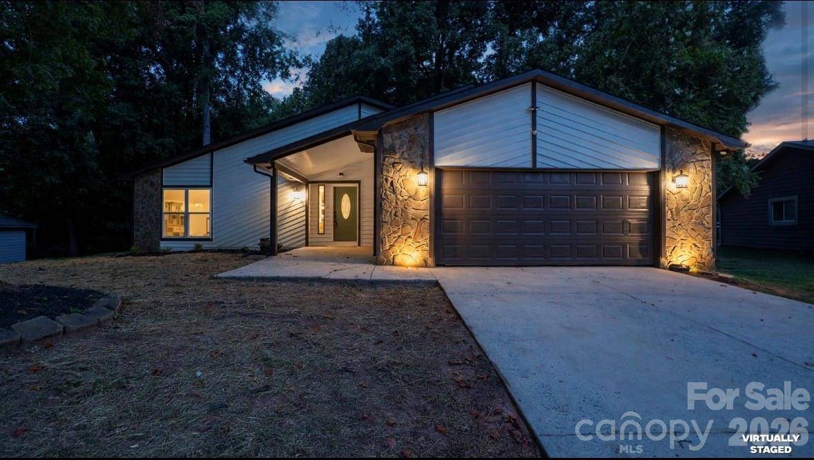 7424 Lawyers Station DR, Mint Hill, NC 28227