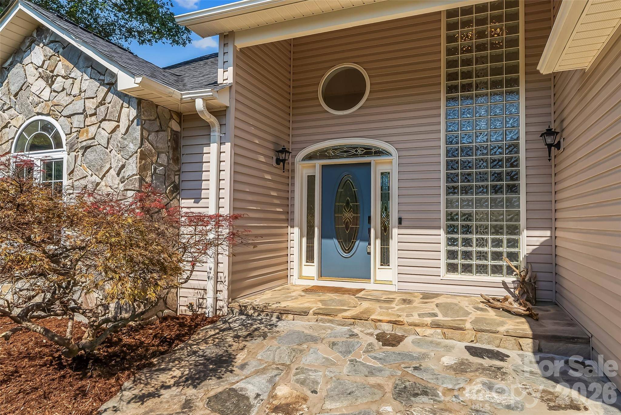 501 Lake Club DR, Nebo, NC 28761