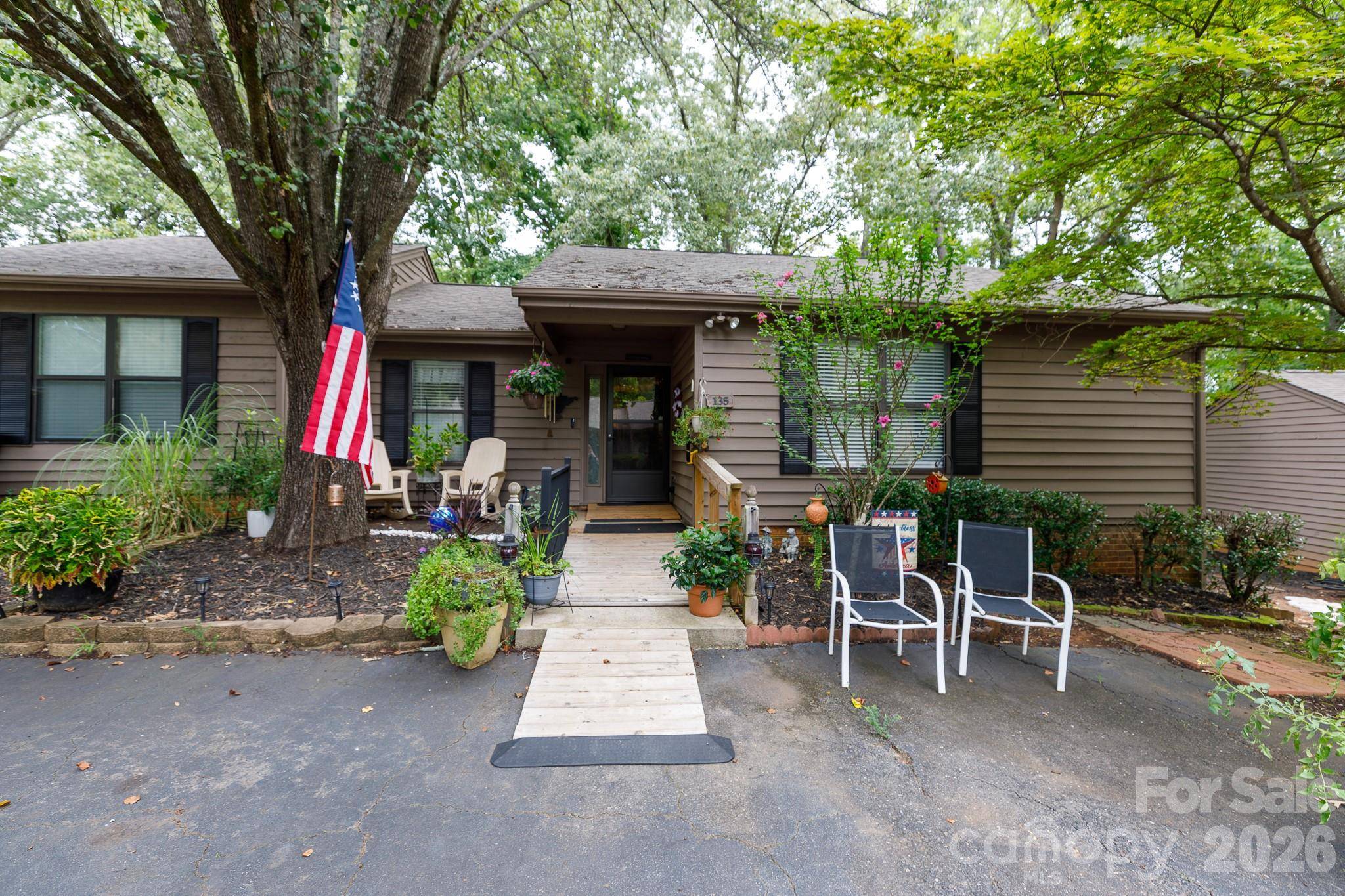 135 Cedar Hollow ST, Fort Mill, SC 29715
