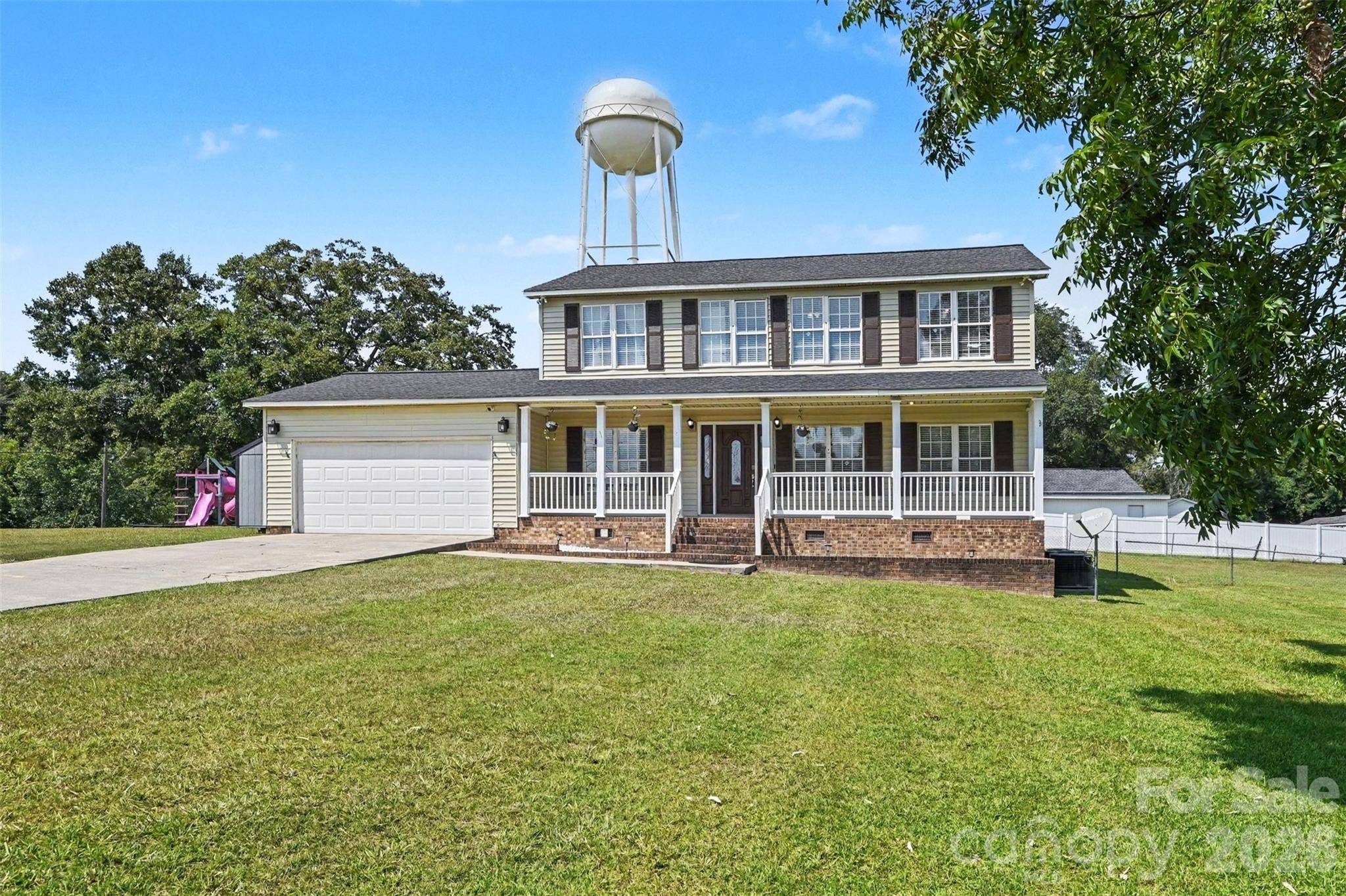204 Rowland AVE, Heath Springs, SC 29058