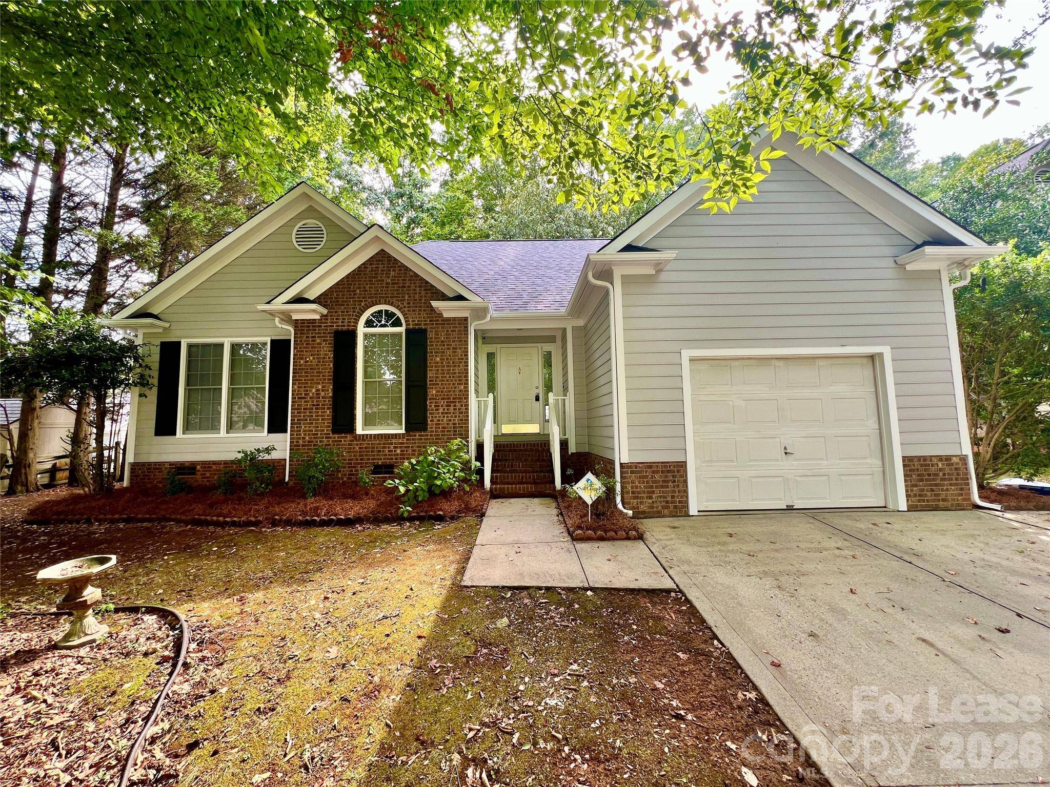 4409 Stonefield DR, Charlotte, NC 28269