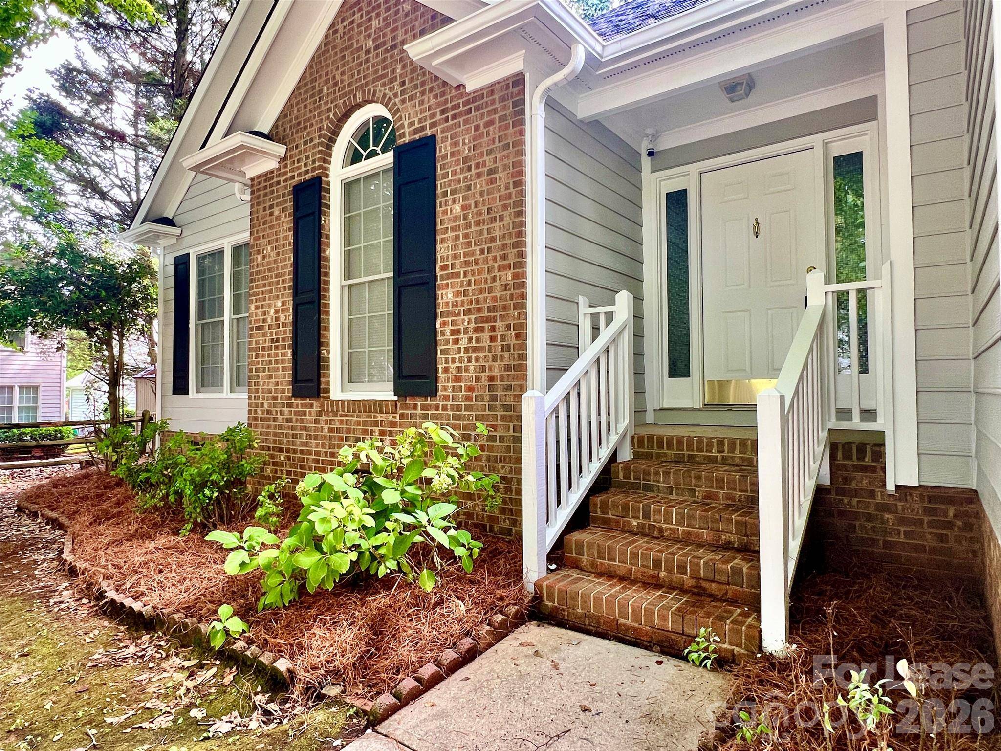 4409 Stonefield DR, Charlotte, NC 28269