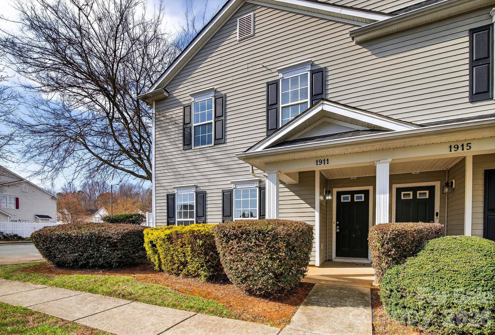 1911 Flushing CT, Charlotte, NC 28215