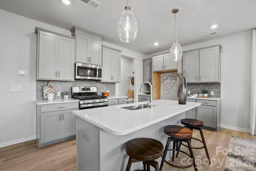 308 Fincastle Glen RD, Shelby, NC 28152